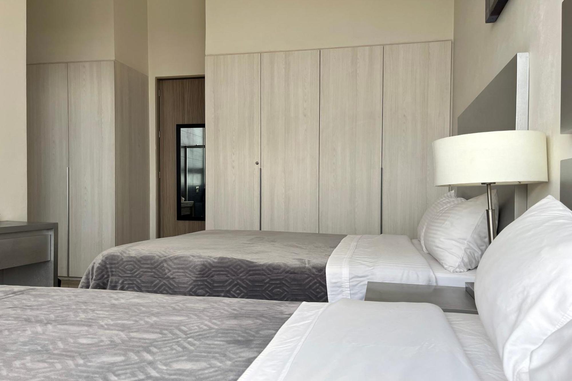 Laviu B&B Luxe Suites Puebla Luaran gambar